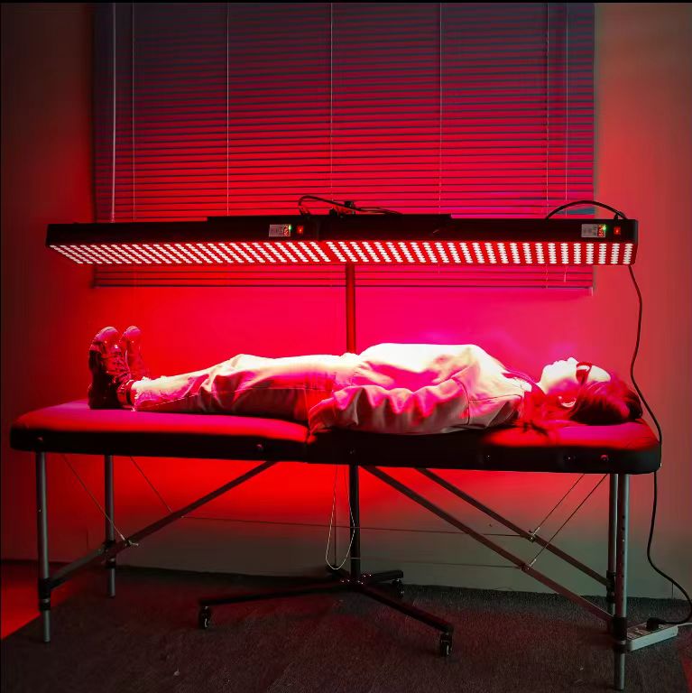 أفضل سعر: لوحة علاج ضوئي LED ق - مراجعة Red Light Therapy Panel 1500W وسعره