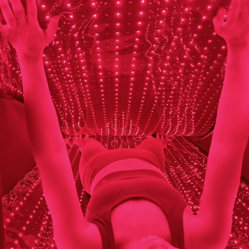 حصيرة العلاج بالضوء الأحمر لكا - مراجعة Red Light Therapy Mat Full Body وسعره