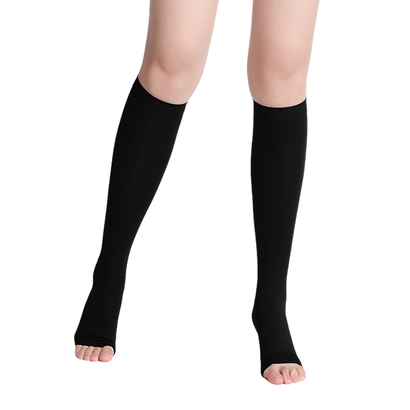 جوارب نسائية ضاغطة طبية من Leg - مراجعة Compression Boots Recovery وسعره
